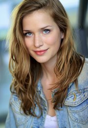 Элизабет Лэил